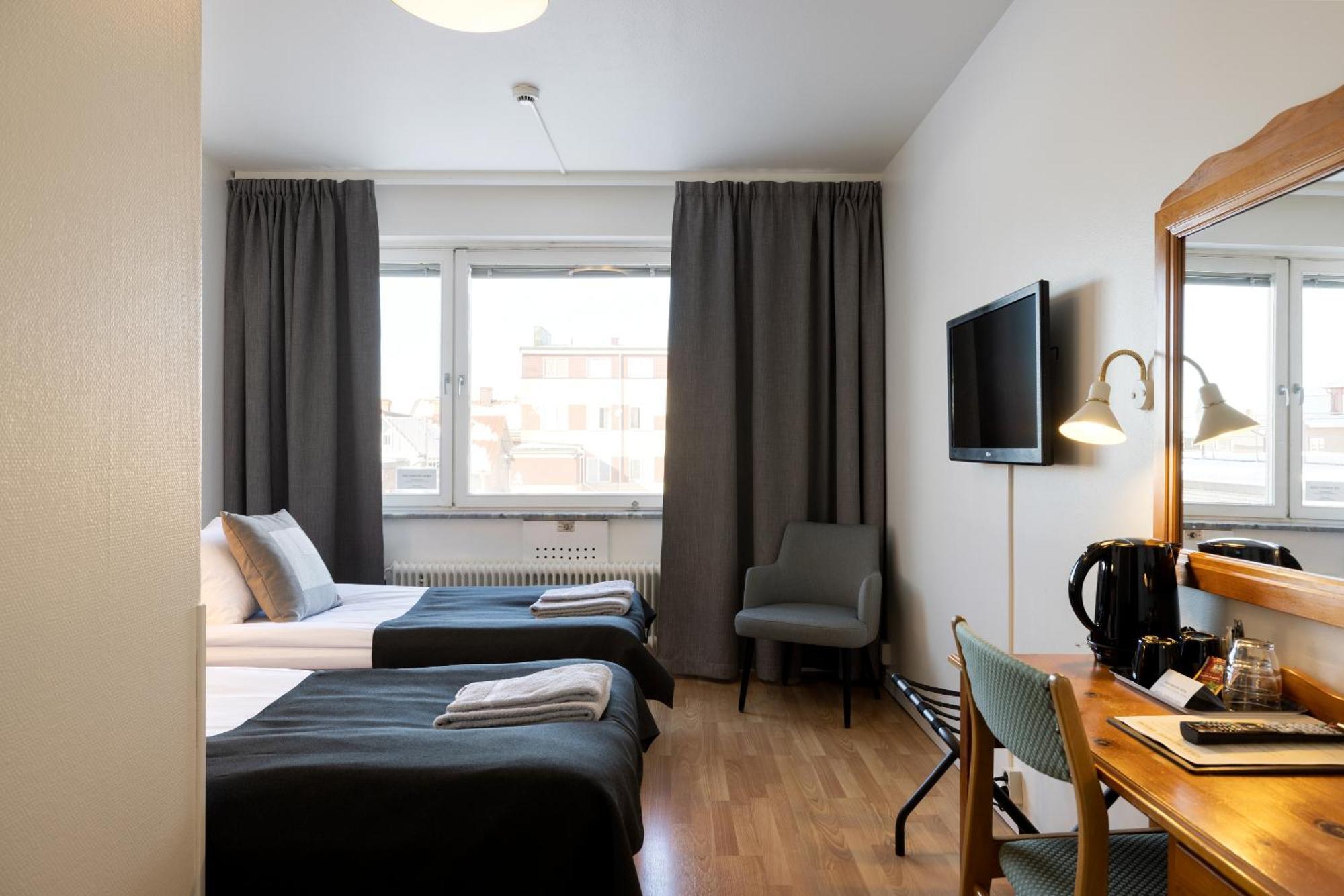 Hotel Bishops Arms Mora Ruang foto